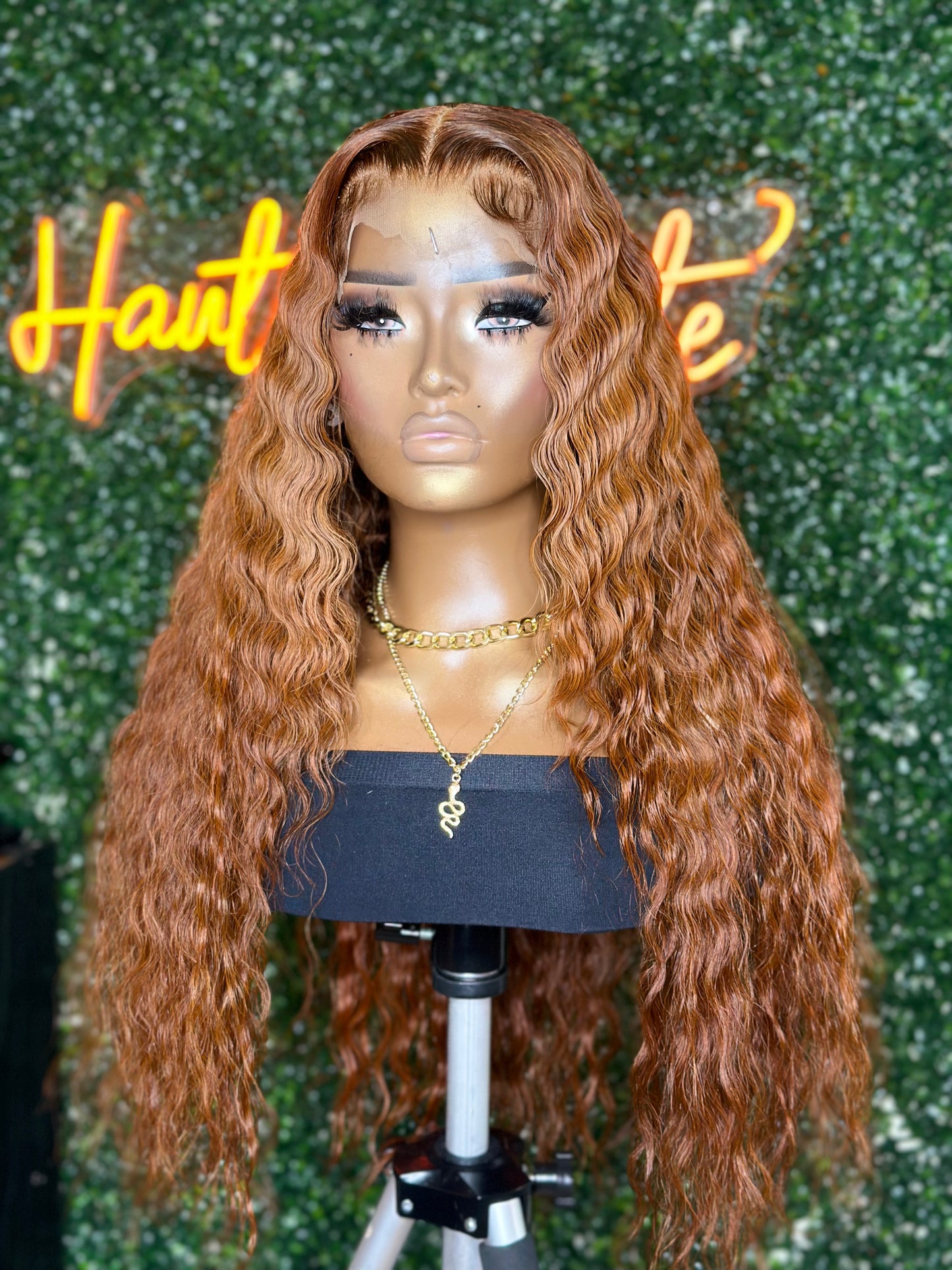 Cinnamon Frontal Wig 24’